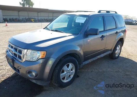 2010 Ford Escape Xlt из США, поврежденный, VIN 1FMCU0DG9AKB50263